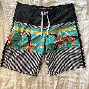 Mossimo supply co board shorts
